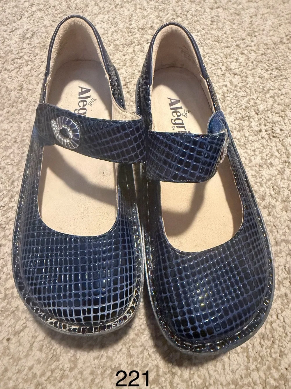 Clarks Black blu Plaid Slip On Preppy Loafers Sz 35 casual twee coquette comfy
